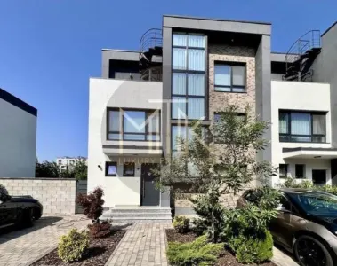 Exclusiv | Vila lux 5 camere | Baneasa-Sisesti - Bucuresti