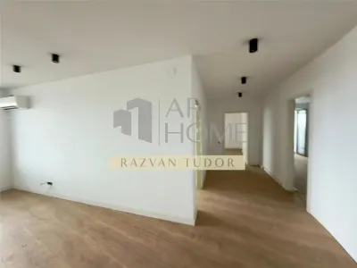 Apartament 4 camere de lux , Ploiesti , zona ultracentrala , Gh.Doja - foto 12