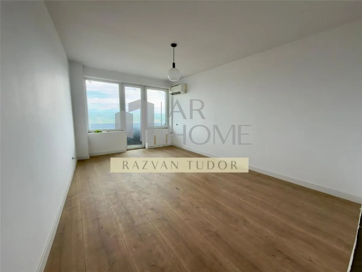 Apartament 4 camere de lux , Ploiesti , zona ultracentrala , Gh.Doja - foto 6