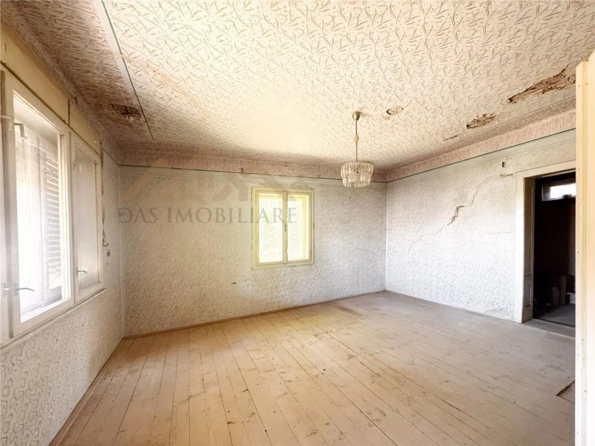Casa si anexe , in Danesti, zona Secret Garden - foto 12