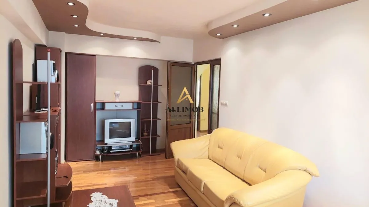 Apartament 4 camere in Targoviste,zona CFR - foto 1