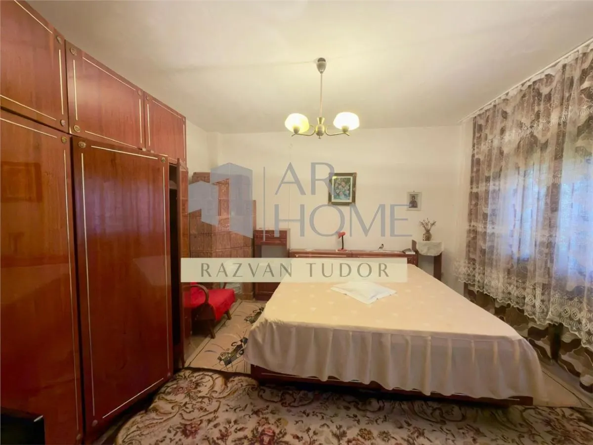 Casa 4 camere , cu beci ,1681m2 teren , Boldesti Scaeni - foto 11