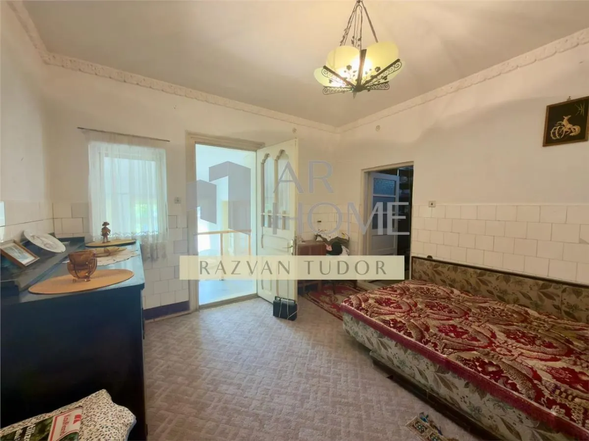 Casa 4 camere , cu beci ,1681m2 teren , Boldesti Scaeni - foto 13