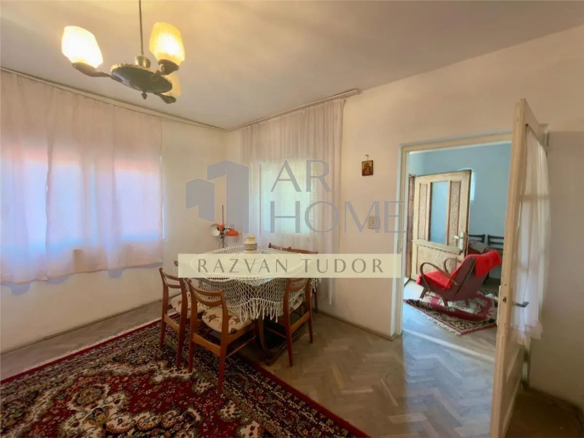 Casa 4 camere , cu beci ,1681m2 teren , Boldesti Scaeni - foto 18