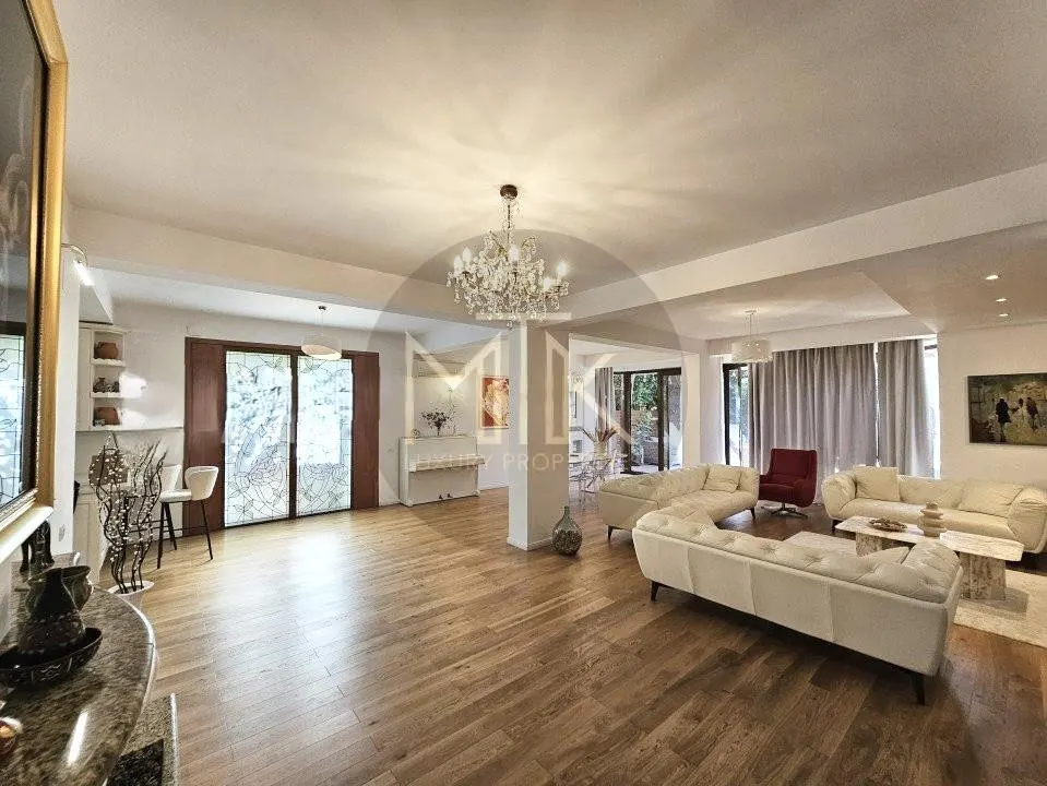 Exclusiv | Vila  5 camere Iancu Nicolae | 2 Locuri de  parcare - foto 18