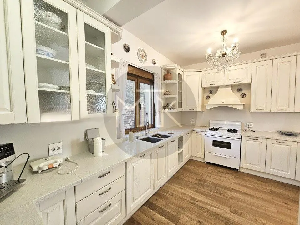 Exclusiv | Vila  5 camere Iancu Nicolae | 2 Locuri de  parcare - foto 7
