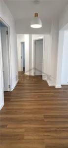 Apartament 4 camere - foto 11