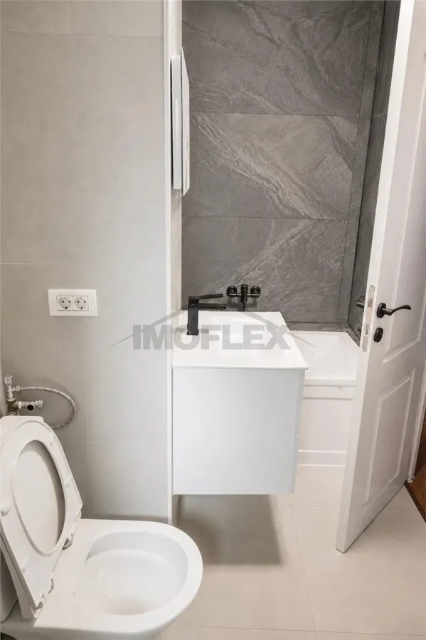 Apartament 4 camere - foto 4