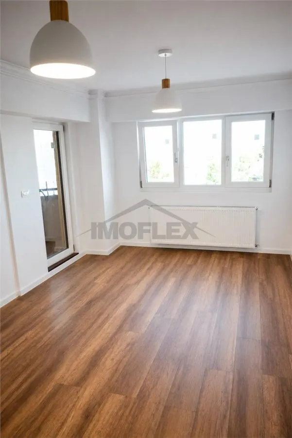 Apartament 4 camere - foto 8
