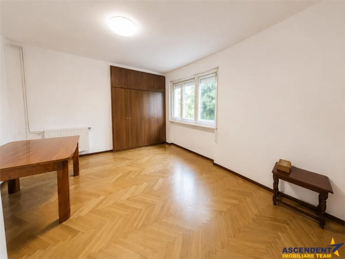 Apartament reprezentativ, 5 camere, pentru birou sau locuinta, Central, Brasov - foto 11