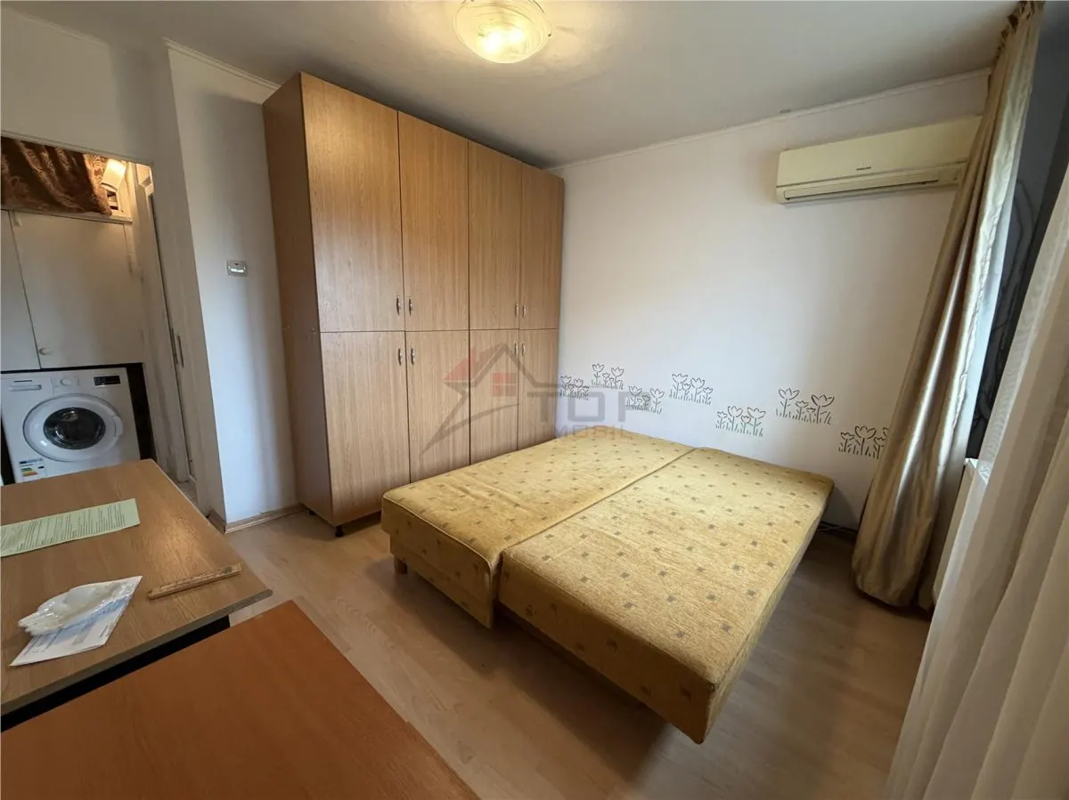 Apartament 2 camere, etajul 3, decomandat- Nicolina - foto 4