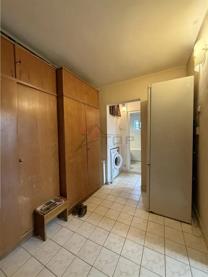 Apartament 2 camere, etajul 3, decomandat- Nicolina - foto 6