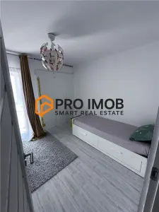 Apartament 3 camere decomandat zona Centru - foto 4