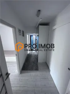 Apartament 3 camere decomandat zona Centru - foto 10