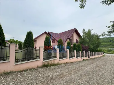Superb - Casa - Vila Rediu - CasaBlanca - foto 27