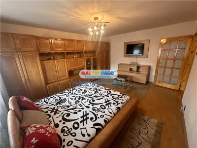 Inchiriere apartament 2 camere, in Ploiesti, zona Democratiei - Ploiesti