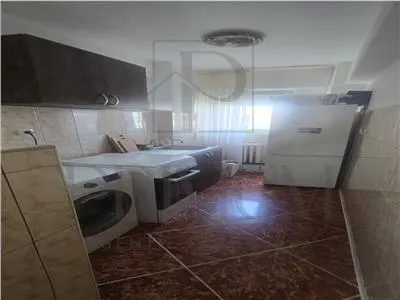 SOARELUI - APARTAMENT 1 CAMERA - mobilat, utilat, decomandat - foto 4