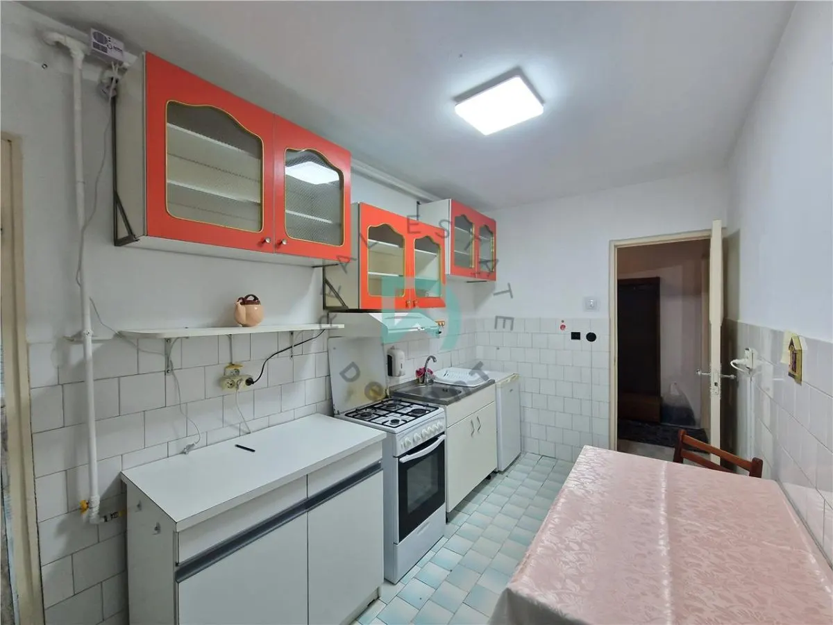 Apartament 3 camere, etaj intermediar,Tractorul, Brasov - foto 6