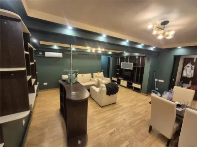 Inchiriere apartament cu 4 camere zona Republicii - foto 5