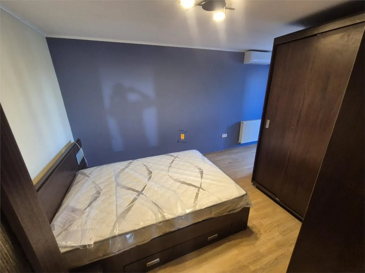 Inchiriere apartament cu 4 camere zona Republicii - foto 6