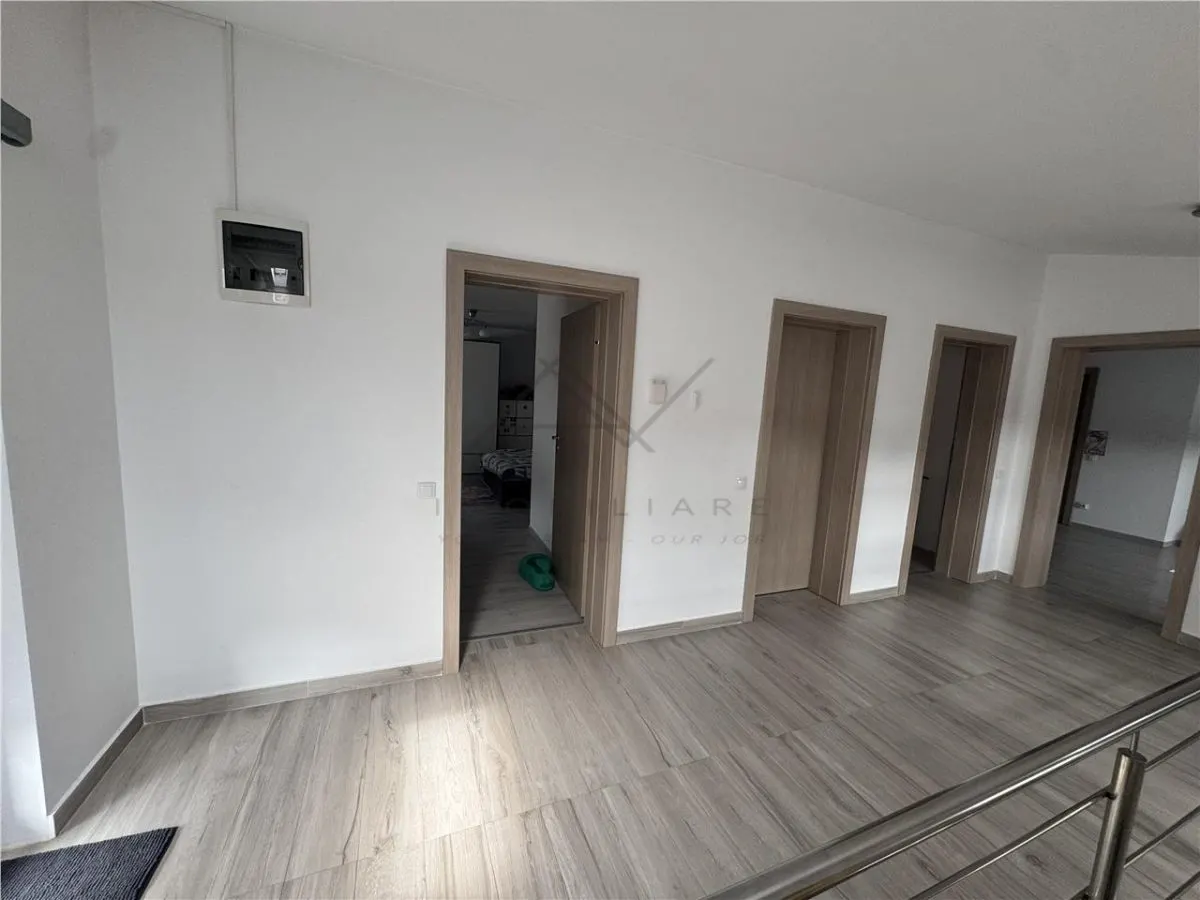 VILA INDIVIDUALA PARC GHIDICENI - MARTISOR GATA DE MUTAT |  PANOURI GARAJ - foto 10