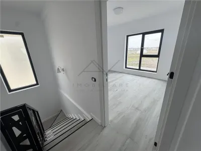 VILA DE VANZARE DOMNESTI LA CHEIE 4 CAMERE - TEREN- PANOURI FOTOVOLTAICE - foto 15