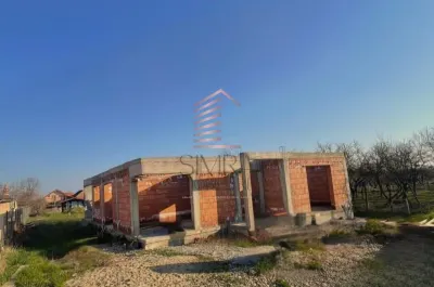 Casa de vanzare in localitatea Chisirid - foto 6