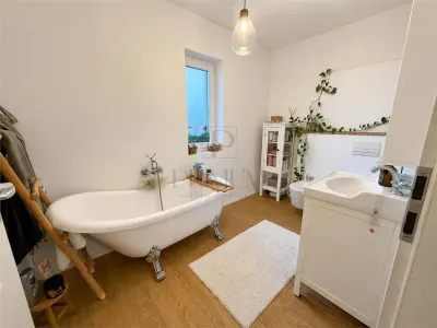 GIROC - DUPLEX - 4 CAMERE - 2 BAI - GARAJ - CURTE - foto 16