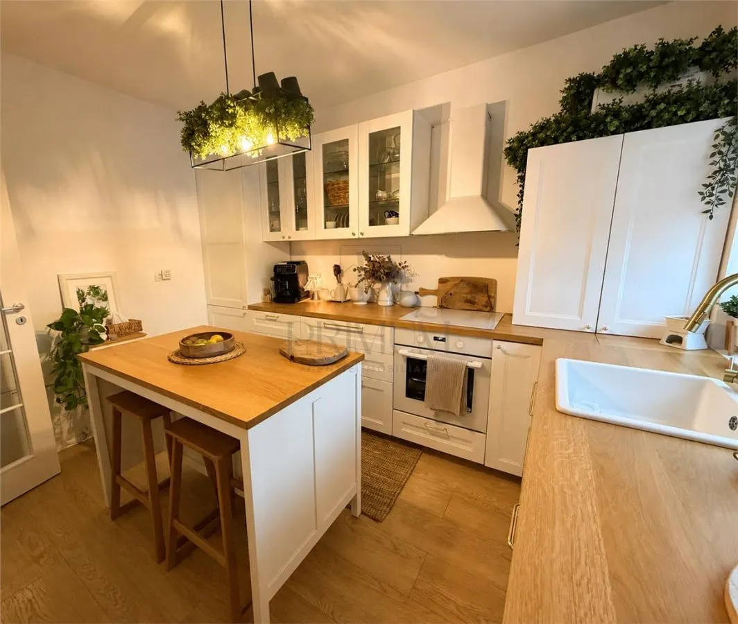 GIROC - DUPLEX - 4 CAMERE - 2 BAI - GARAJ - CURTE - foto 6