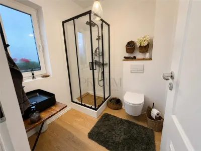 GIROC - DUPLEX - 4 CAMERE - 2 BAI - GARAJ - CURTE - foto 7