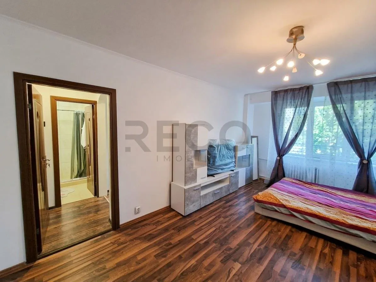 RECO Apartament cu 3 camere renovat complet in Cantemir - foto 4