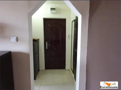 Apartament 3 Camere De Vanzare , Cetate - foto 6