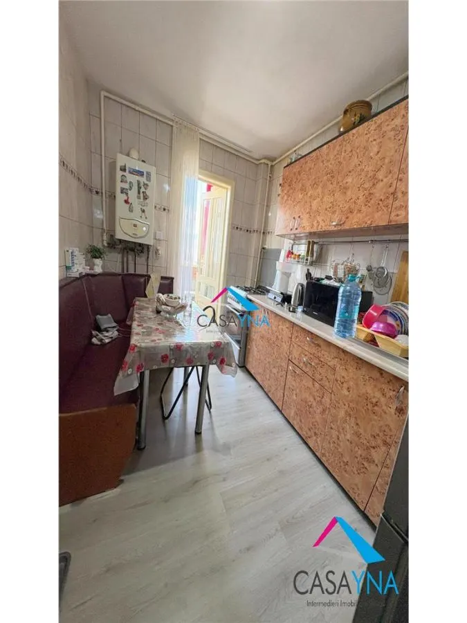 Apartament 3 camere decomandate - 64 mp + balcon 8 mp - Strada Milcov! - foto 8