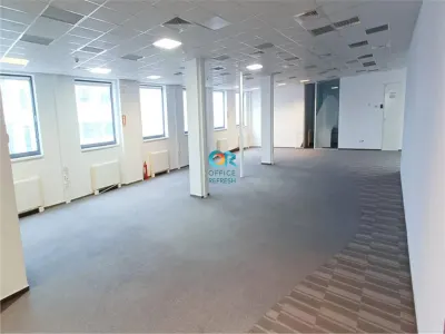 Spatiu de birouri de inchiriat (320 mp- ETAJ 3) - zona Marasti - foto 3