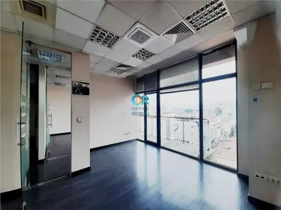 Spatiu de birouri de inchiriat (242 mp)  - zona centrala - foto 3