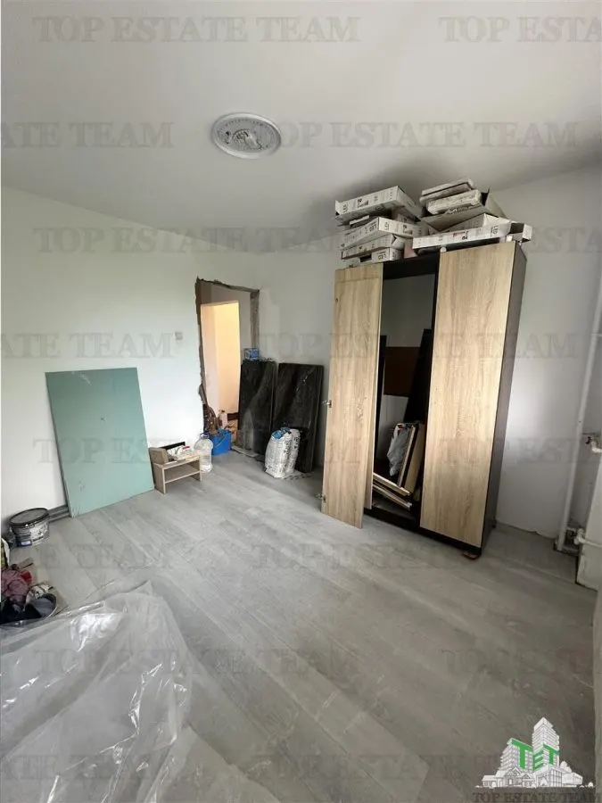 Apartament de 3 camere renovat complet, Drumul Taberei, 4 min metrou Raul Doamnei - foto 3
