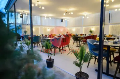 Afacere la Cheie! Hotel Splendid 20 Camere Mamaia Nord, Zona Centrala, la Cateva minute de Plaja - foto 4