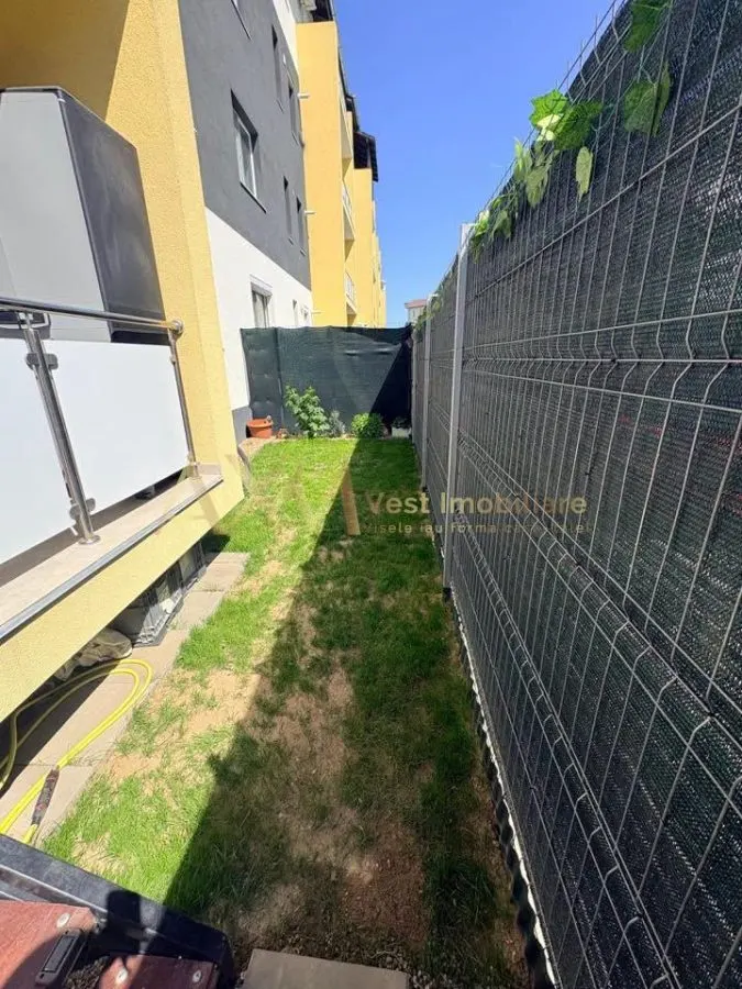 Vanzare apartament 2 camere - foto 1