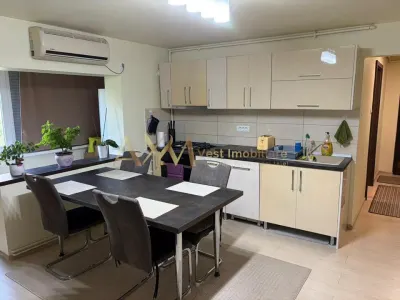 Inchiriere apartament 3 camere - foto 13