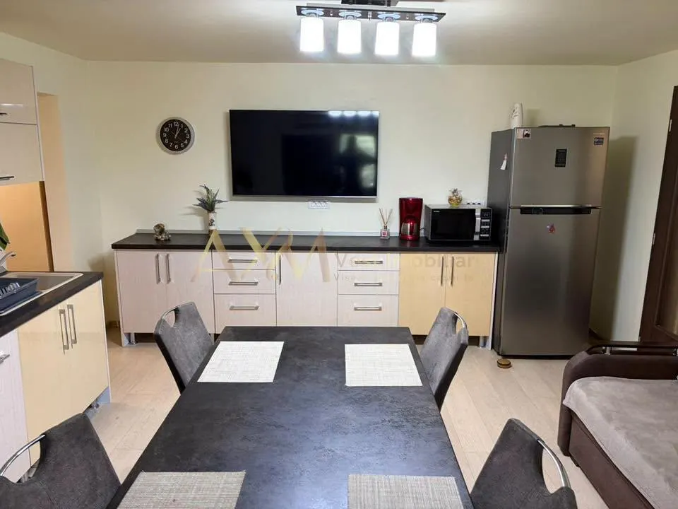 Inchiriere apartament 3 camere - foto 20