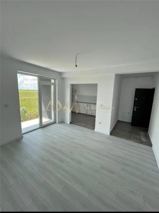 Vanzare apartament 2 camere - foto 4