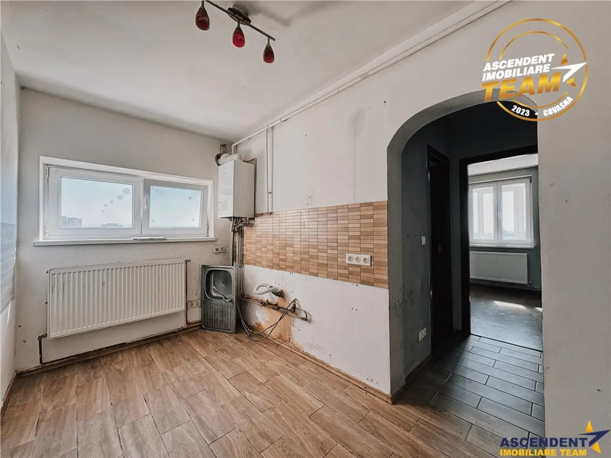 2 camere, decomandat structuratem vedere deschisa, Simeria, Str. Dealului, Sfantu Gheorghe, Covasna - foto 3