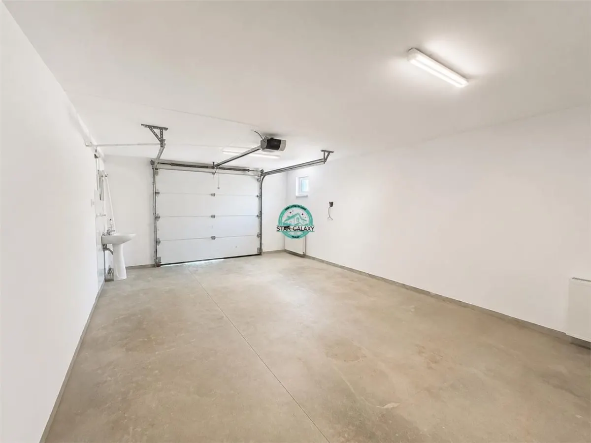 Vand casa in Sancrai cu 5 camere, 2 bai avand un teren generos de 1000mp - foto 11