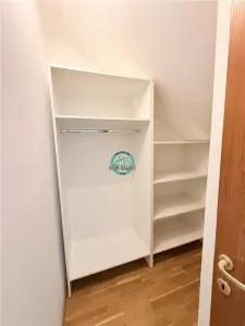 Vand casa in Sancrai cu 5 camere, 2 bai avand un teren generos de 1000mp - foto 15