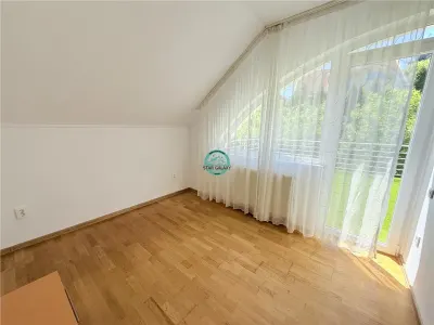 Vand casa in Sancrai cu 5 camere, 2 bai avand un teren generos de 1000mp - foto 17