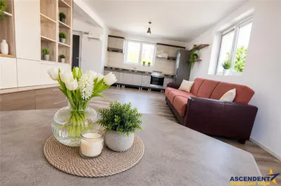 Casa cu 5 camere, curte individuala, Tarlungeni, Izvor, Brasov - foto 2
