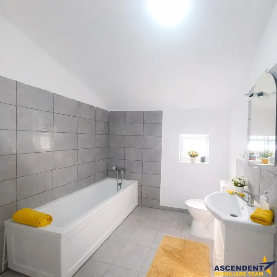 Casa cu 5 camere, curte individuala, Tarlungeni, Izvor, Brasov - foto 7