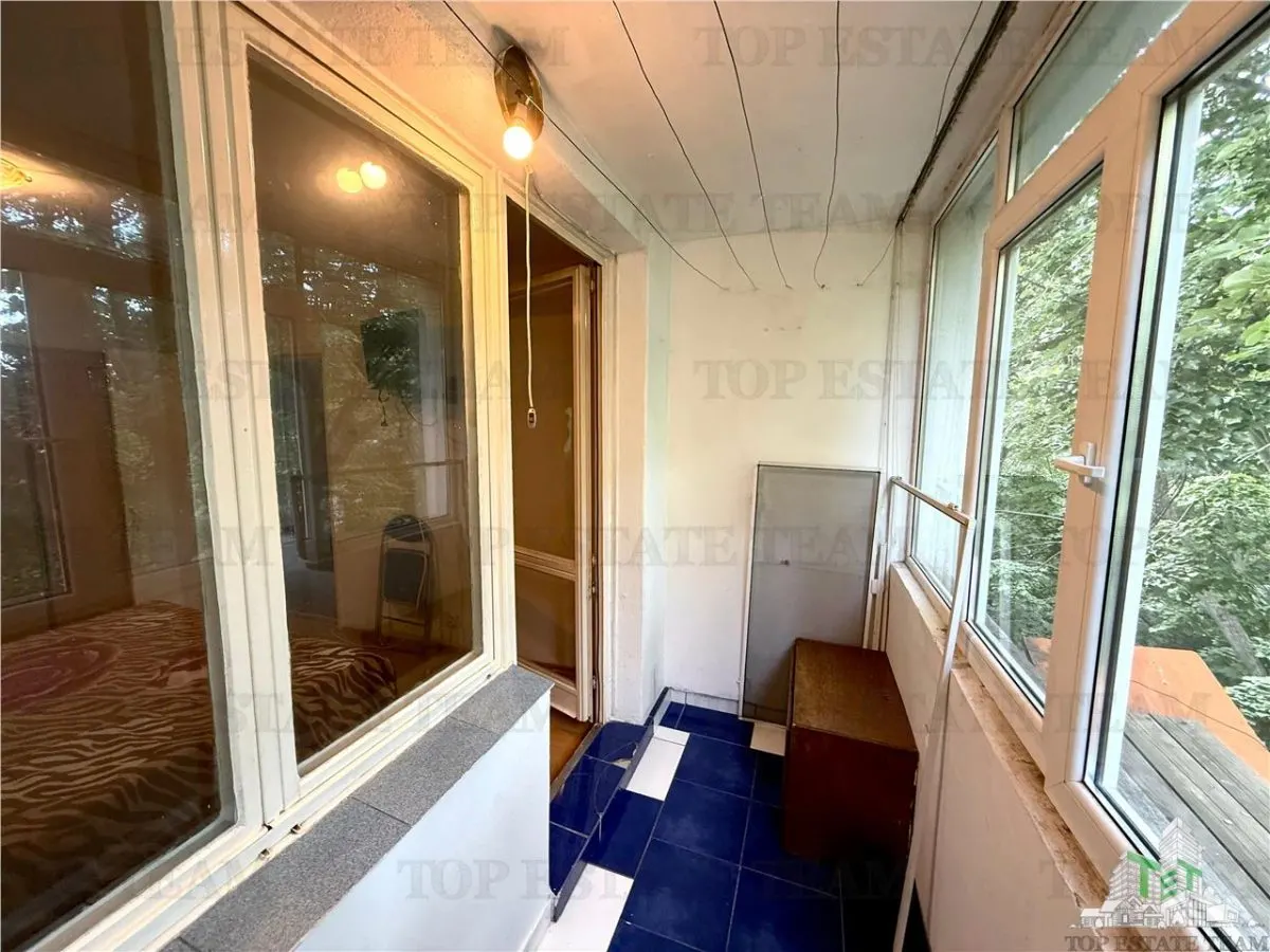 Apartament 3 camere decomandat in Drumul Taberei, la 5 minute de metrou Valea Ialomitei - foto 13