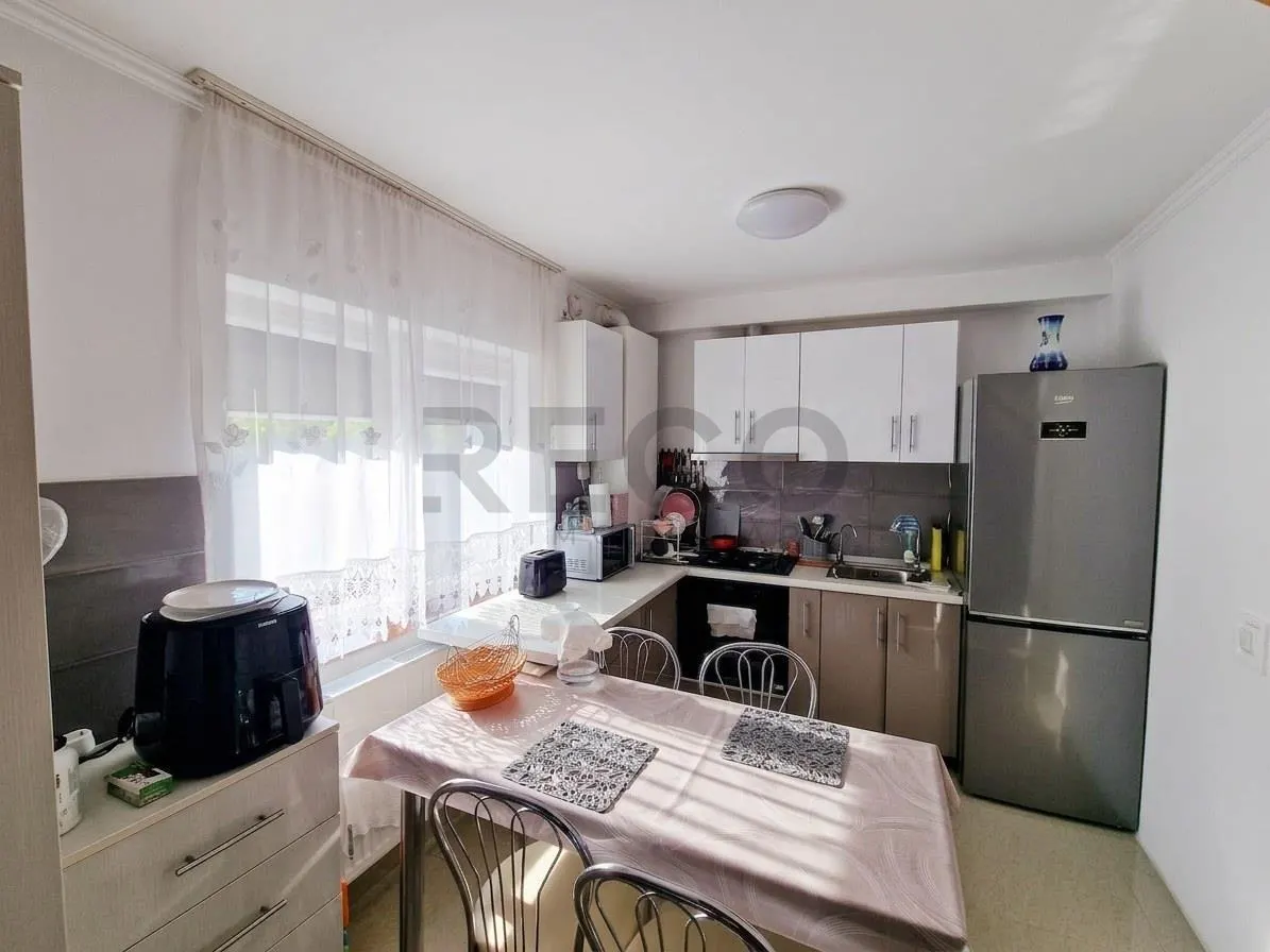 RECO Casa renovata complet la curte comuna in Cantemir - foto 3