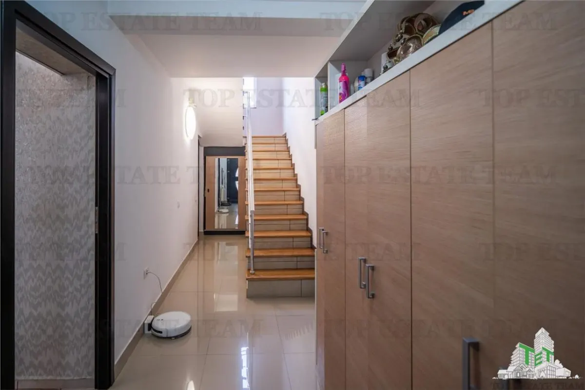 Vila cu 500 mp teren, langa British School â€” Pipera, Iancu Nicolae - foto 12